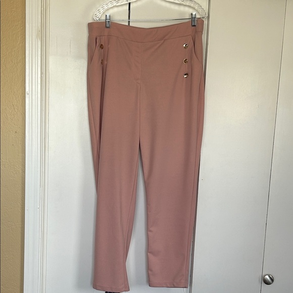 Savion Pants - NWOT Women's Blush Pants. 1X